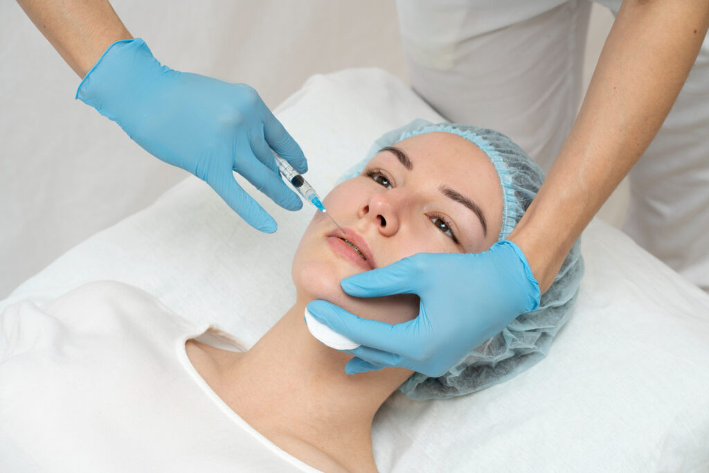 Λίφτινγκ Προσώπου με Υαλουρονικό Οξύ